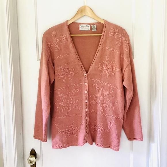 VTG 90s Carolyn Taylor Floral Embroidered beaded crochet Trim Cardigan Sweater M - Picture 2 of 16